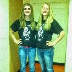 Meet your Posher, Toni